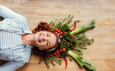 Alimentação e cabelo: nutrientes essenciais para fios saudáveis